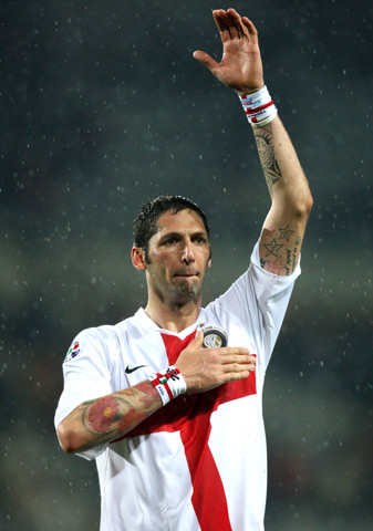 半场战报：沃尔夫斯堡2-0柏林联合，阿穆拉1射1传，维默尔破门（半场战况：沃尔夫斯堡2-0领先柏林联合，阿穆拉传射建功，维默尔破门）