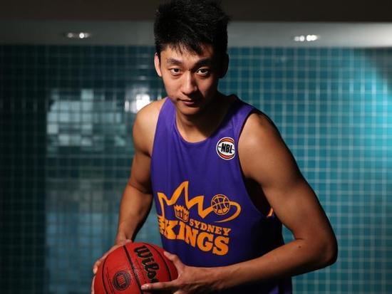 弗拉霍维奇面临长时间休战，意媒：尤文正在关注吉拉西（弗拉霍维奇恐长期缺阵，意媒：尤文考察吉拉西）