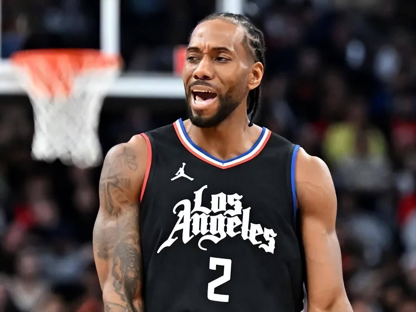 斯皮纳佐拉：我们没能踢好，感觉本菲卡更强、更具侵略性（斯皮纳佐拉直言发挥不佳：本菲卡实力与侵略性占上风）