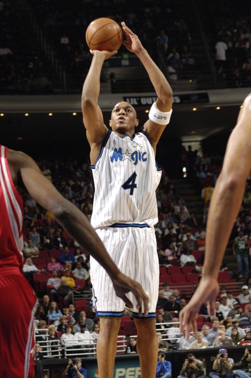 卡佩罗：利物浦今天的表现让我想到巴黎；被动换人影响了国米（卡佩罗：利物浦今晚的发挥让我想起巴黎；被迫换人拖累了国米）