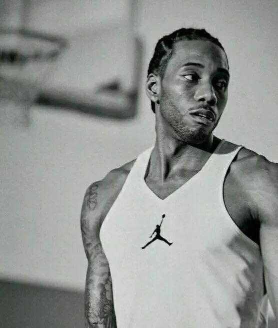 米兰vs拉齐奥：莱奥搭档恩昆库，莫德里奇、拉比奥出战（米兰对阵拉齐奥：莱奥联手恩昆库，莫德里奇、拉比奥登场）