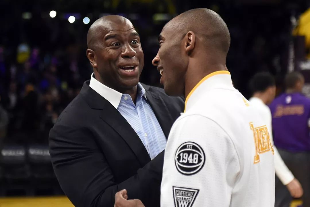 官方：受大雾影响，巴萨前往客场的航班将延迟一个小时起飞（官方通报：大雾导致巴萨客场航班起飞延迟1小时）