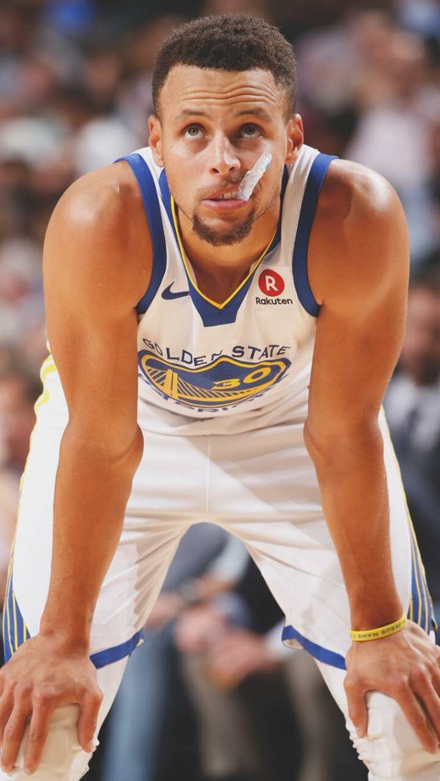 队报盛赞维蒂尼亚：他是巴黎的节拍器和新一代中场的完美代表（队报力赞维蒂尼亚：他是巴黎的节奏中枢，也是新生代中场的标杆）