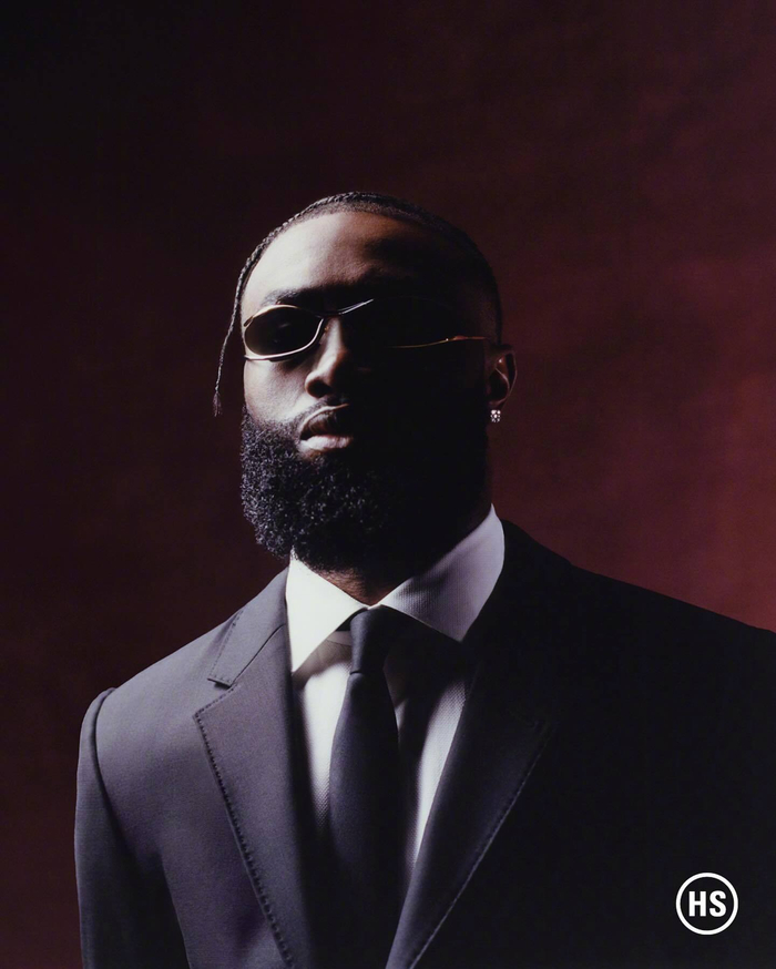 踢球者：于帕原则上愿意留在拜仁，但续约条款必须让他满意（踢球者：于帕倾向留守拜仁，但续约条件须令其满意）