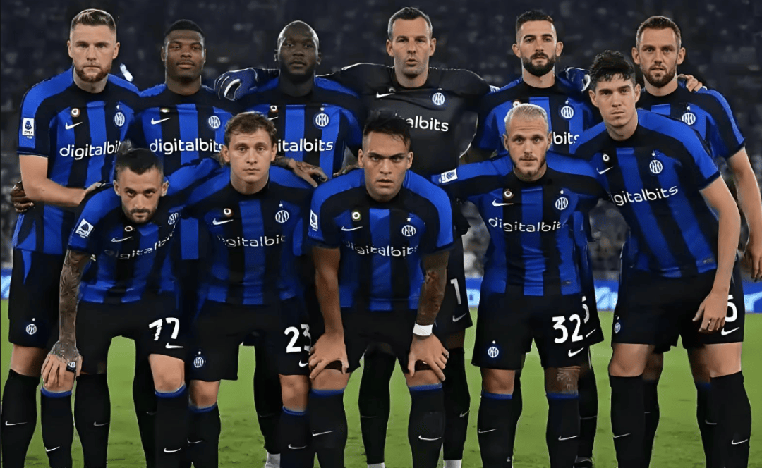 意杯焦点战：拉齐奥迎战AC米兰，蓝鹰寻求复仇，红黑军团力争双杀（意杯重磅对决：拉齐奥主场战AC米兰，蓝鹰誓雪前耻，红黑剑指双杀）