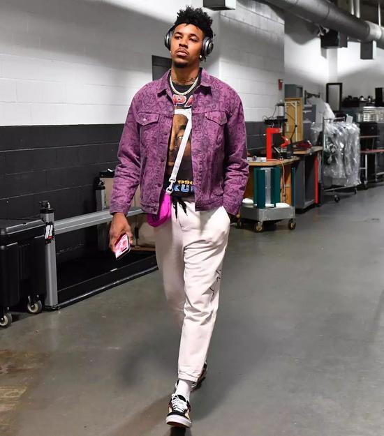 2025F1阿布扎比站勒克莱尔0.26秒最快起步，阿隆索5秒破200公里（2025 F1阿布扎比站：勒克莱尔0.26秒神速起步，阿隆索5秒破200公里／时）